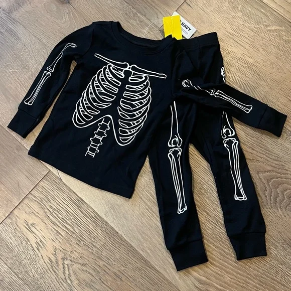 Old Navy Glow Skeleton Pajamas Old Navy Pajamas Bnwt Skeleton
